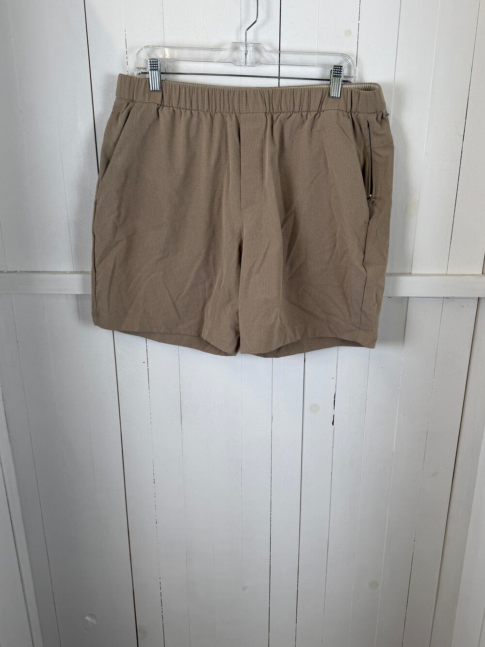 Lululemon Tan Cotton Cargo Shorts Men’s XL Pre-Owned